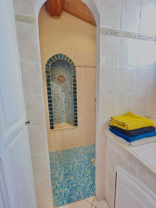Appartement Proche Aeroport Marseille Marignane - Studio Confortable - Logement Ideal - Hebergement Tout Equipe Rognac Dış mekan fotoğraf