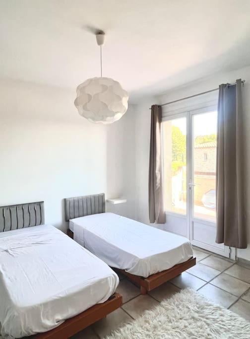 Appartement Proche Aeroport Marseille Marignane - Studio Confortable - Logement Ideal - Hebergement Tout Equipe Rognac Dış mekan fotoğraf